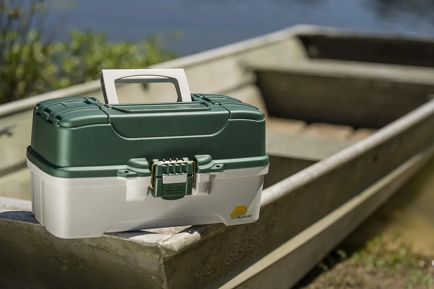 Plano 3-Tray Tackle Box with Dual Top Access, Dark Green Metallic/Off White, Premium Tackle Storage